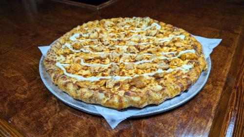 Krootz Buffalo Chicken Pizza