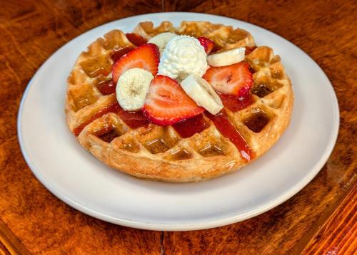 Strawberry-Banana-Cream-Belgian-Waffle